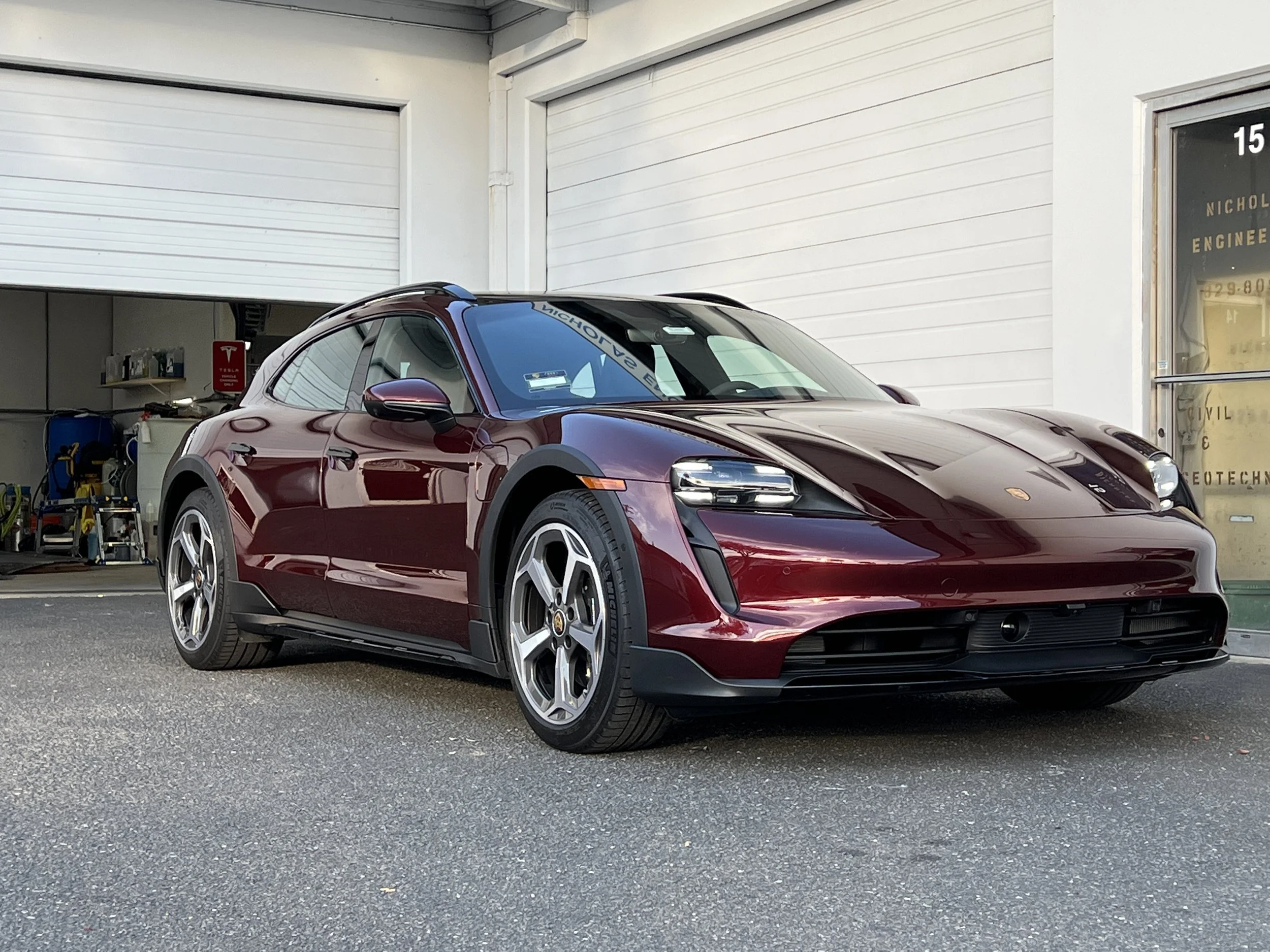 2022 Porsche Taycan 4 Cross Turismo (Cherry Metallic) — DETAILERSHIP™